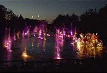 Lumières et éclats: A magical show on the lake