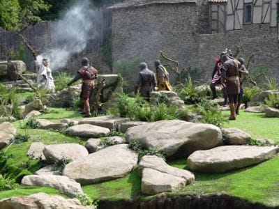 Dame Morgane facing the soldiers